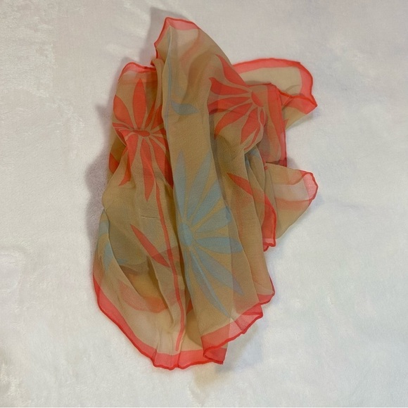 Vintage Glentex Hand Rolled Made in Japan Silk Floral Daisy Scarf - Picture 6 of 9